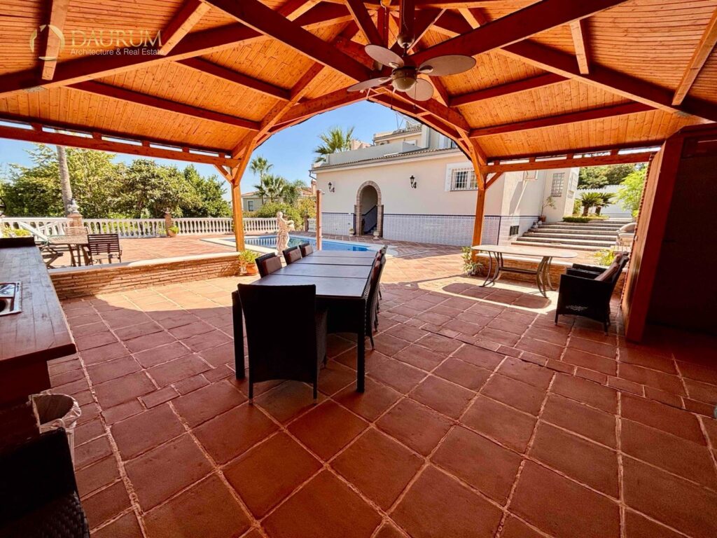Chalet independiente en venta en Manantiales, Alhaurin De La Torre – foto 1