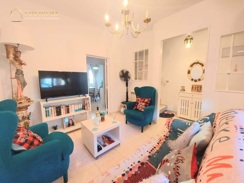 Casa en venta en Ciudad Lineal, Madrid – foto 1