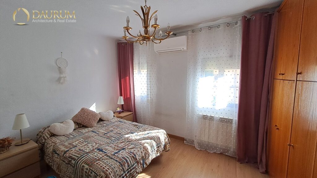Casa en venta en Ciudad Lineal, Madrid – foto 5