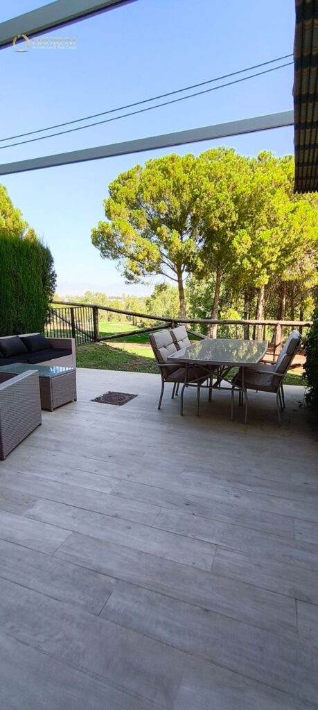Chalet adosado en venta en Alhaurin De La Torre – foto 1