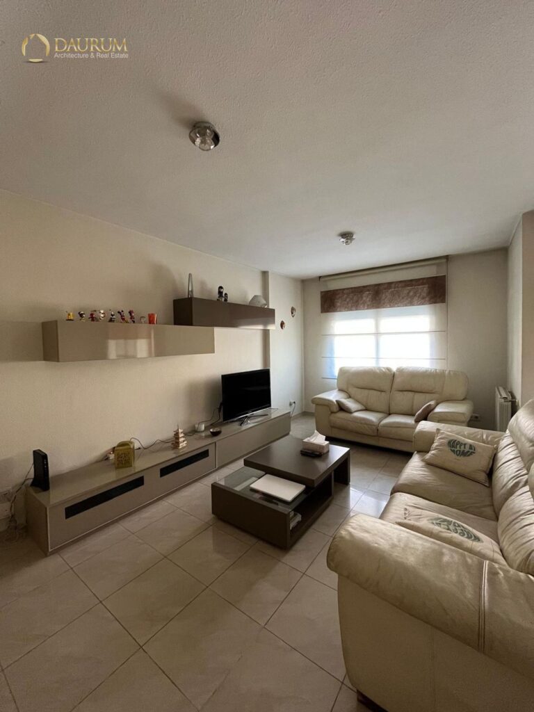 Chalet adosado en venta en Alcalá de Henares – foto 1