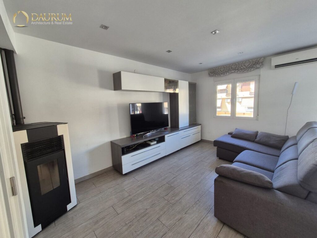 Chalet adosado en venta en Alzira – foto 2