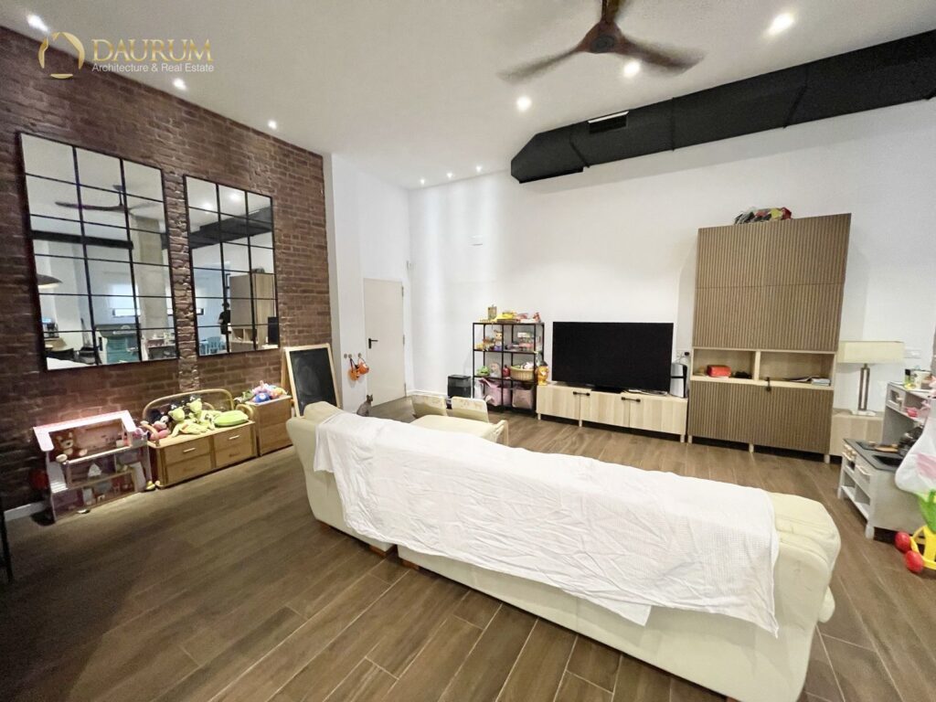 Piso en venta en Benetússer – foto 1