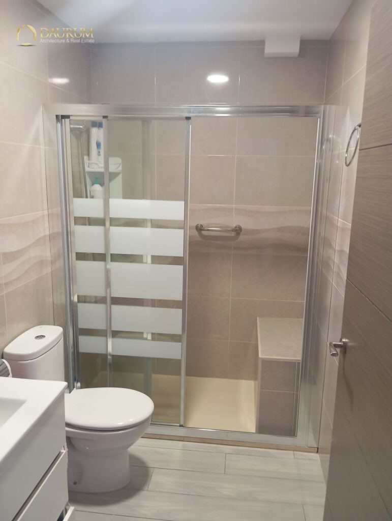 Chalet adosado en venta en Sevilla – foto 2