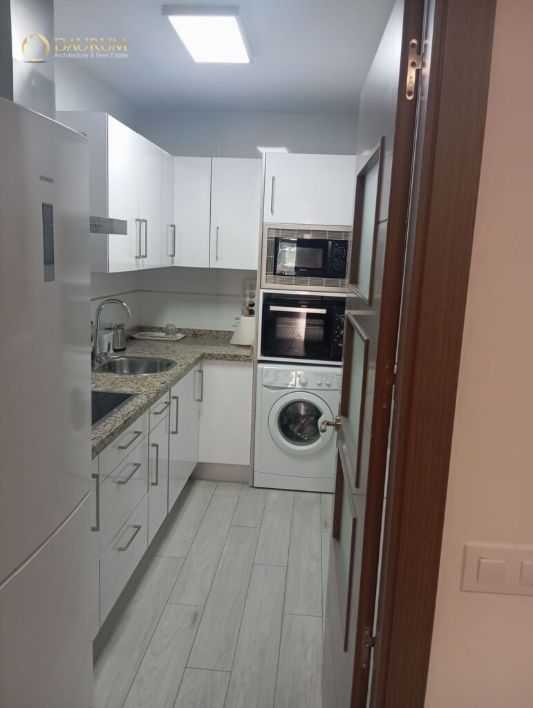 Chalet adosado en venta en Sevilla – foto 1