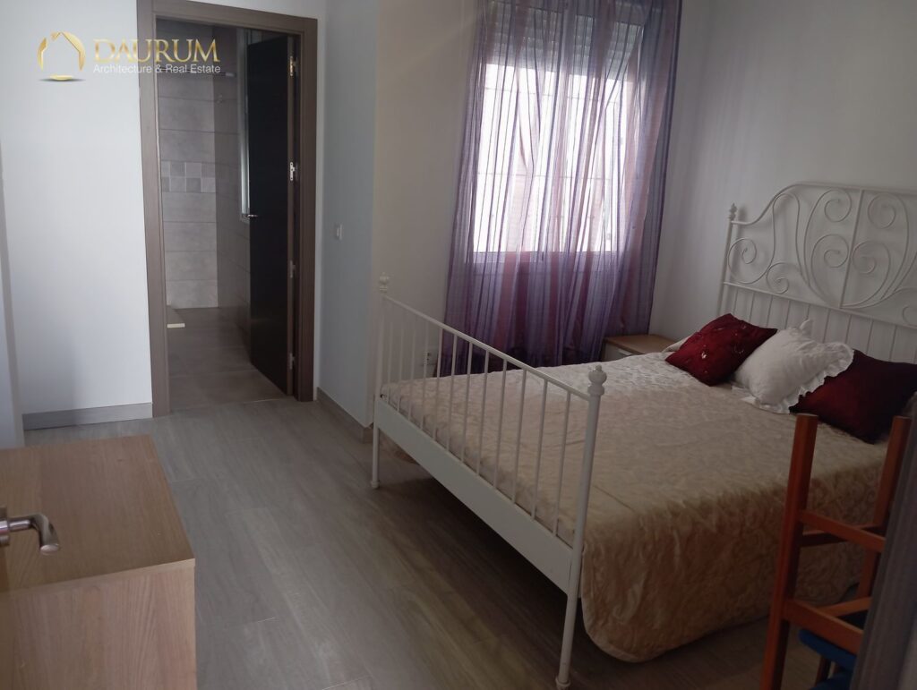 Chalet adosado en venta en Sevilla – foto 4