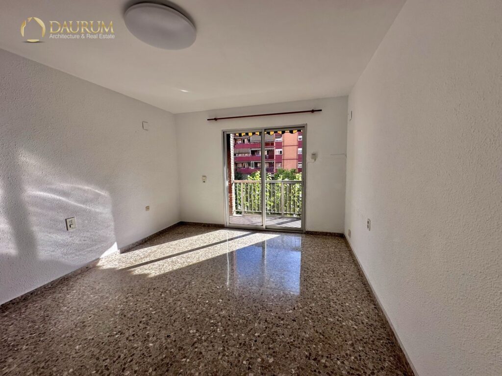 Piso en venta en La Saïdia, Valencia – foto 1
