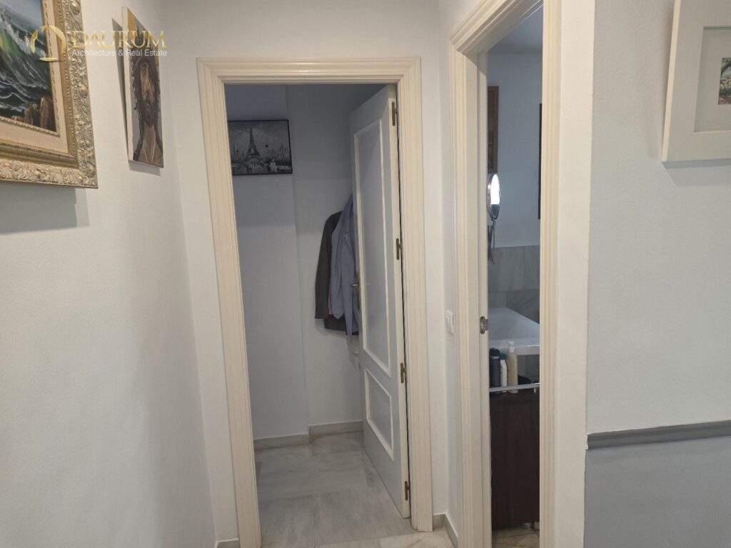 Chalet adosado en venta en Castilleja De La Cuesta – foto 5