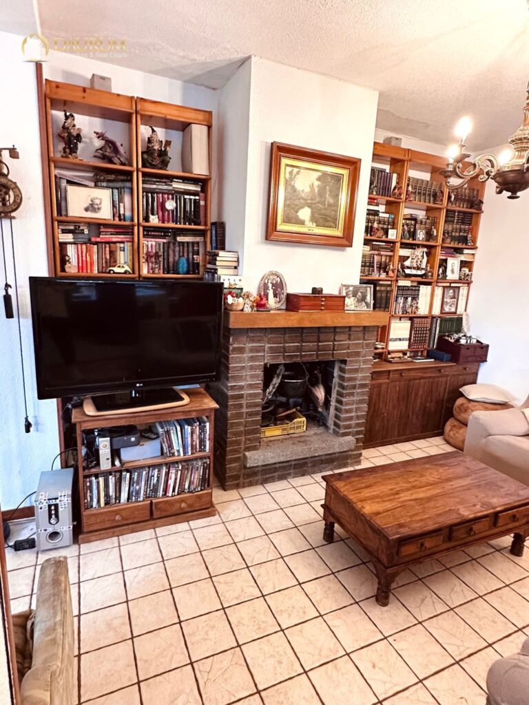 Chalet independiente en venta en Valdemorillo – foto 3