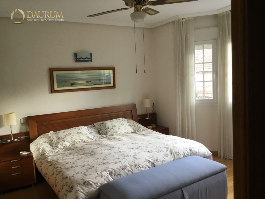 Chalet adosado en venta en Boadilla Del Monte – foto 4