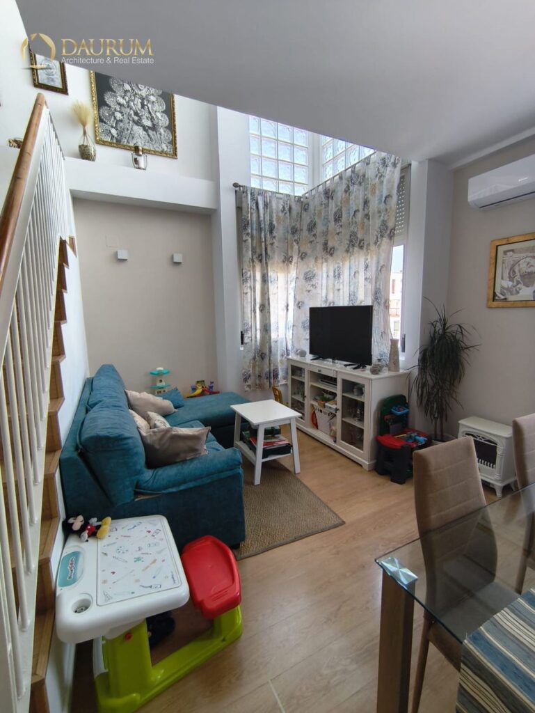 Dúplex en venta en Pino Montano, Sevilla – foto 2