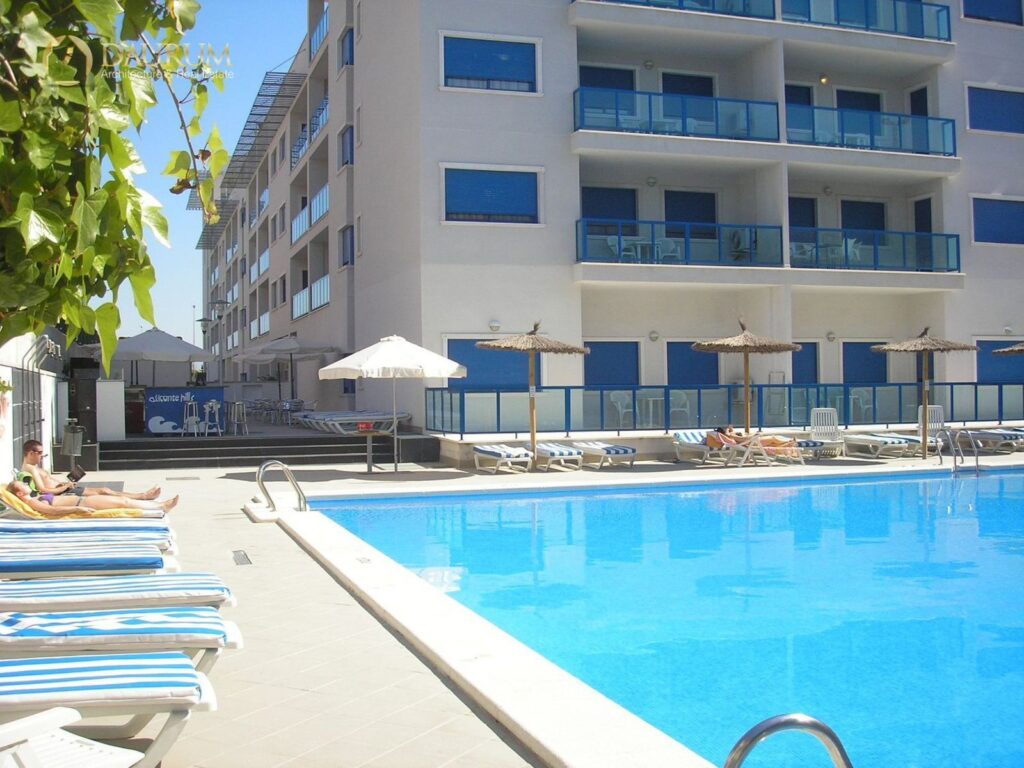Piso en venta en El Palmeral, Alicante – foto 1