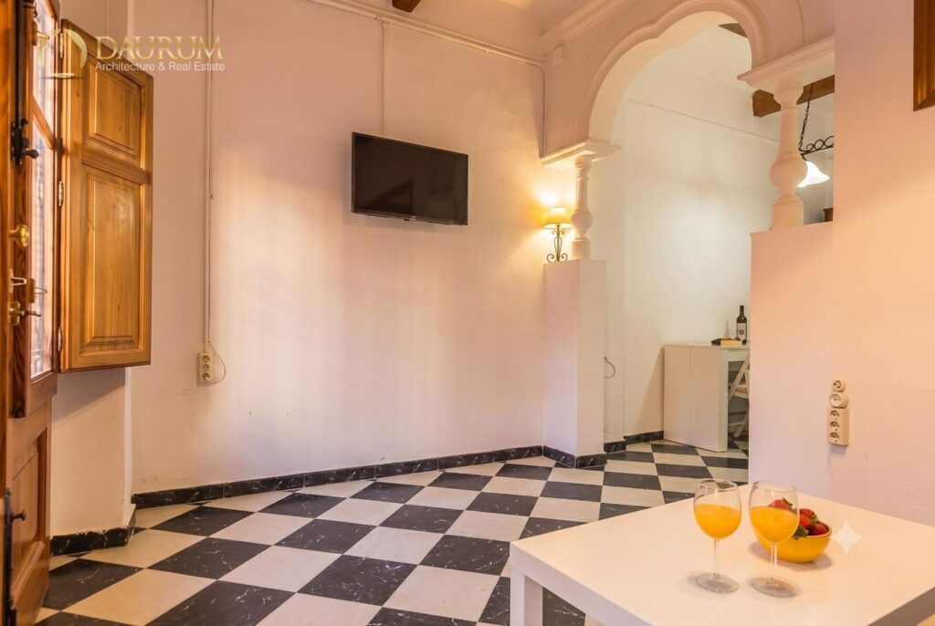Casa en venta en El Cabanyal, Valencia – foto 2