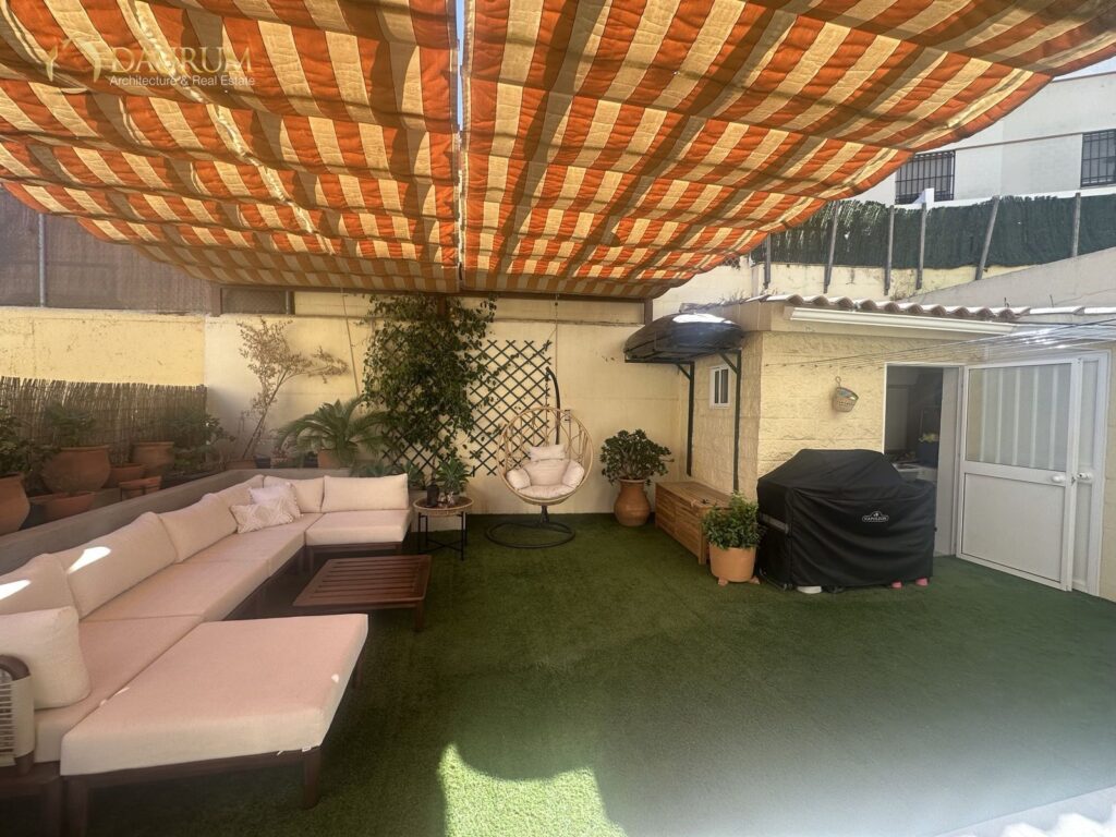 Chalet pareado en venta en San Juan De Aznalfarache – foto 1
