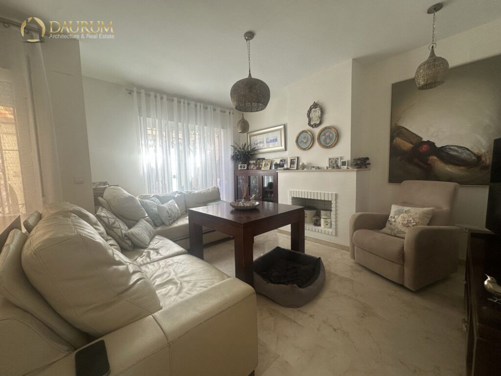 Chalet pareado en venta en San Juan De Aznalfarache – foto 4